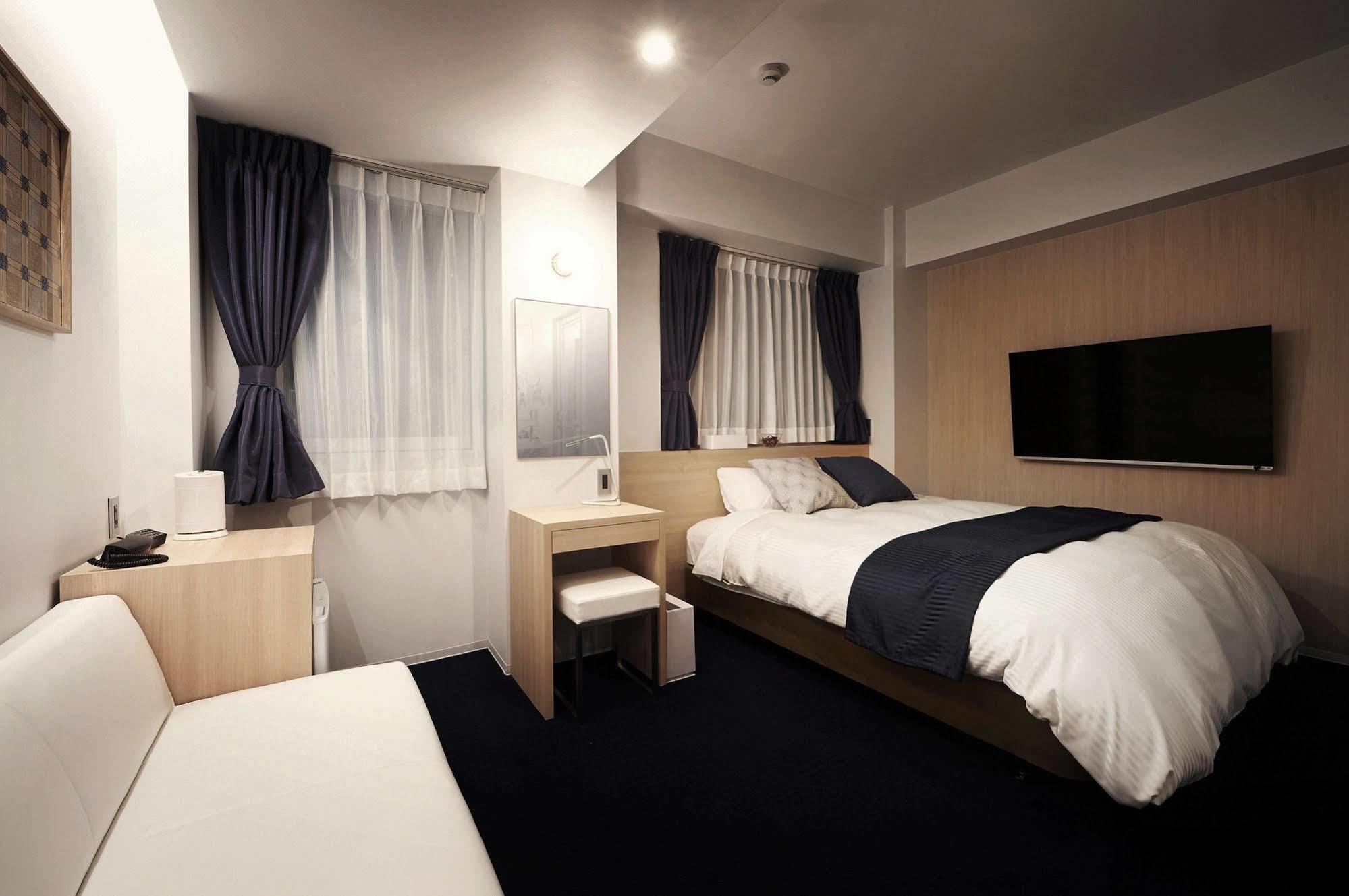 Okayama Square Hotel Plus Exterior foto
